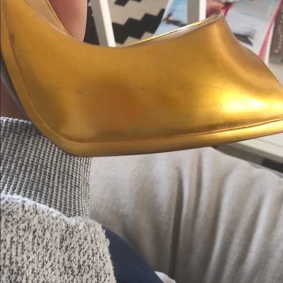 Decorative/Bookend Shoe - Picture 6 of 6